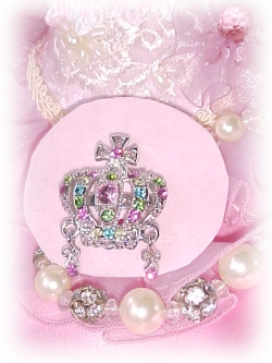 Crown Brooch